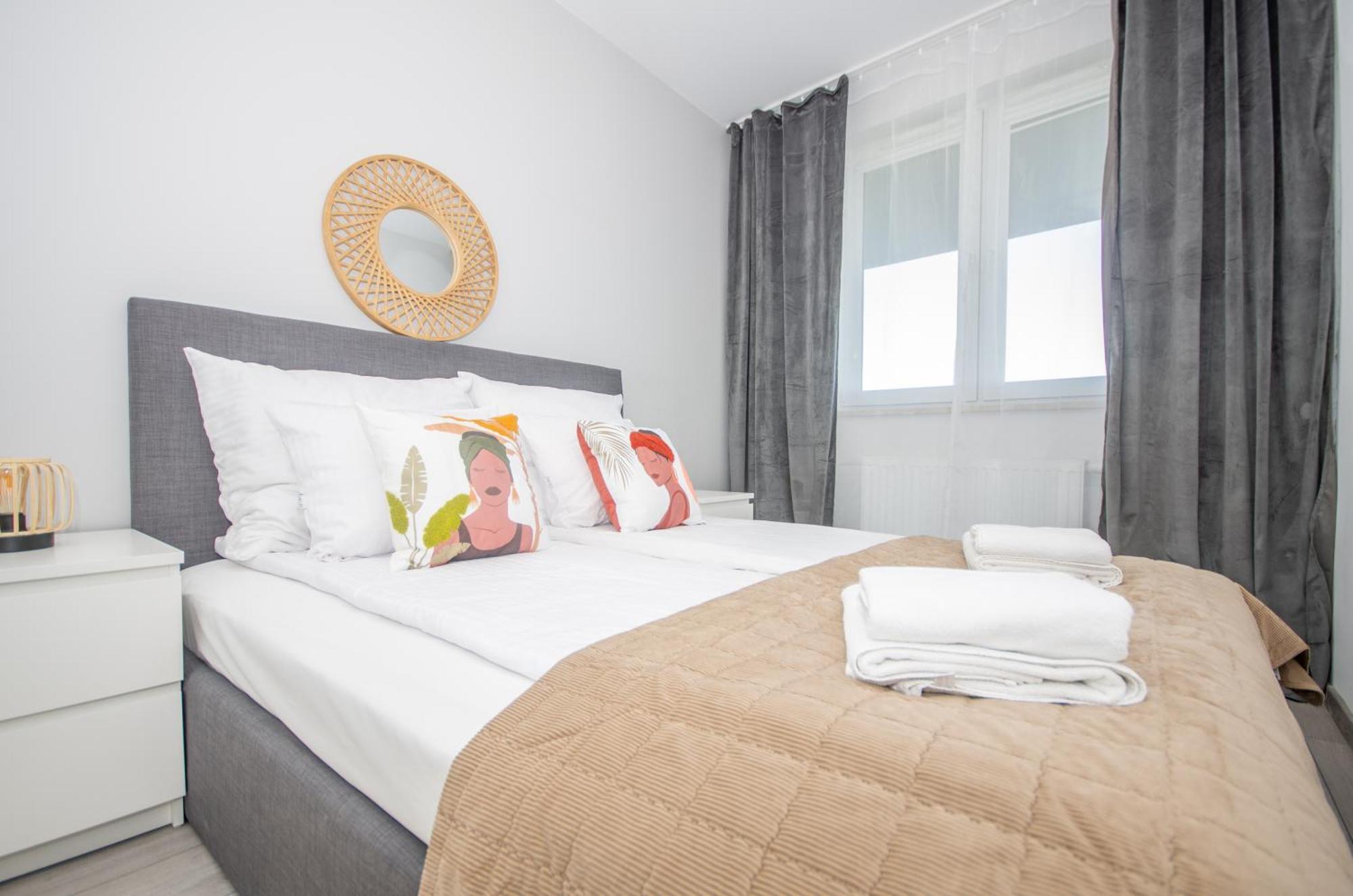 Inpoint Zablocie Modern Apartments For Work&Travel Krasków Eksteriør bilde